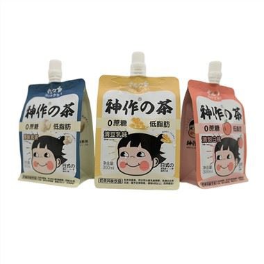 Torebka z wylewką z bocznym klinem retortowym